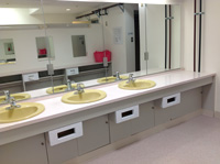 ロッカールーム